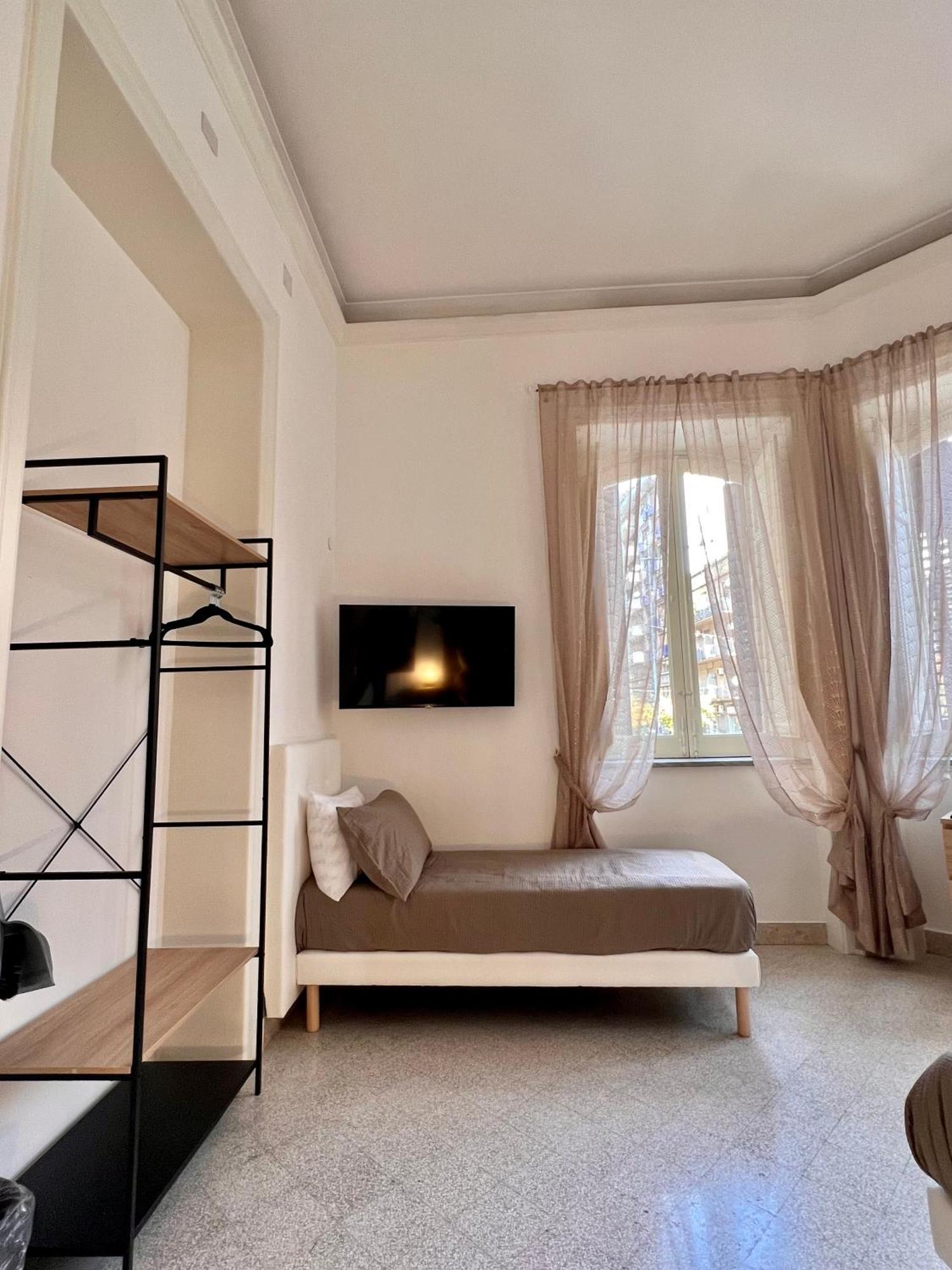 Aristocasa B&B Luxury Rooms ปาแลร์โม ภายนอก รูปภาพ
